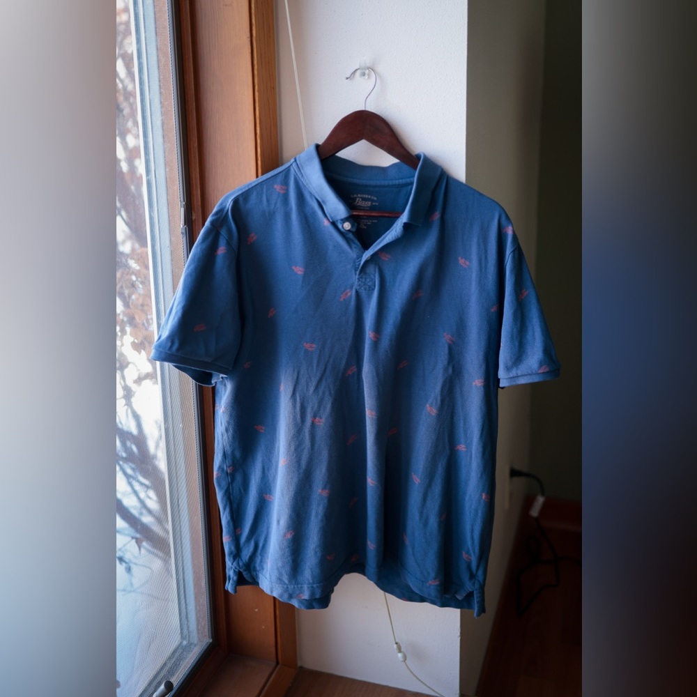 Bass blue lobster print polo